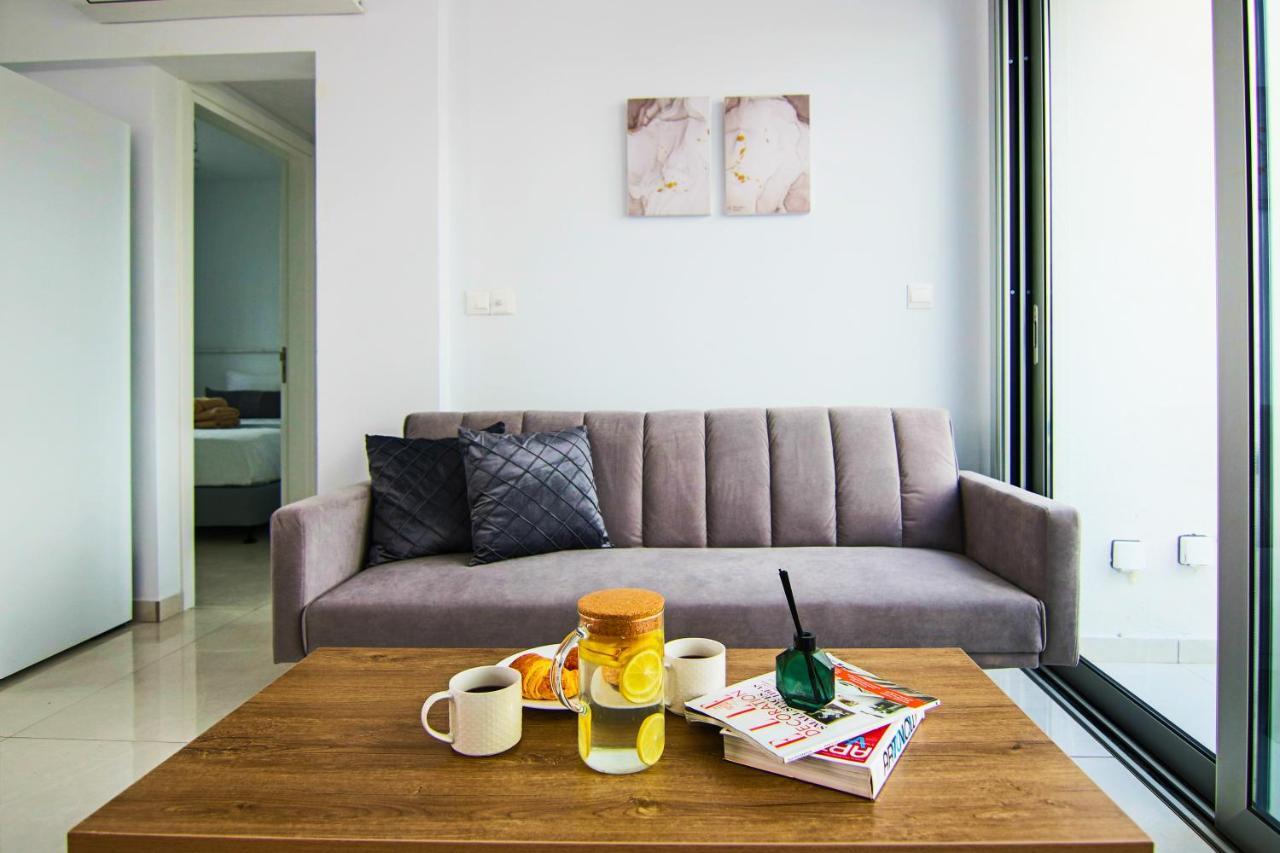 파포스 Phaedrus Living - Seaside Executive Flat Harbour 208 아파트 외부 사진